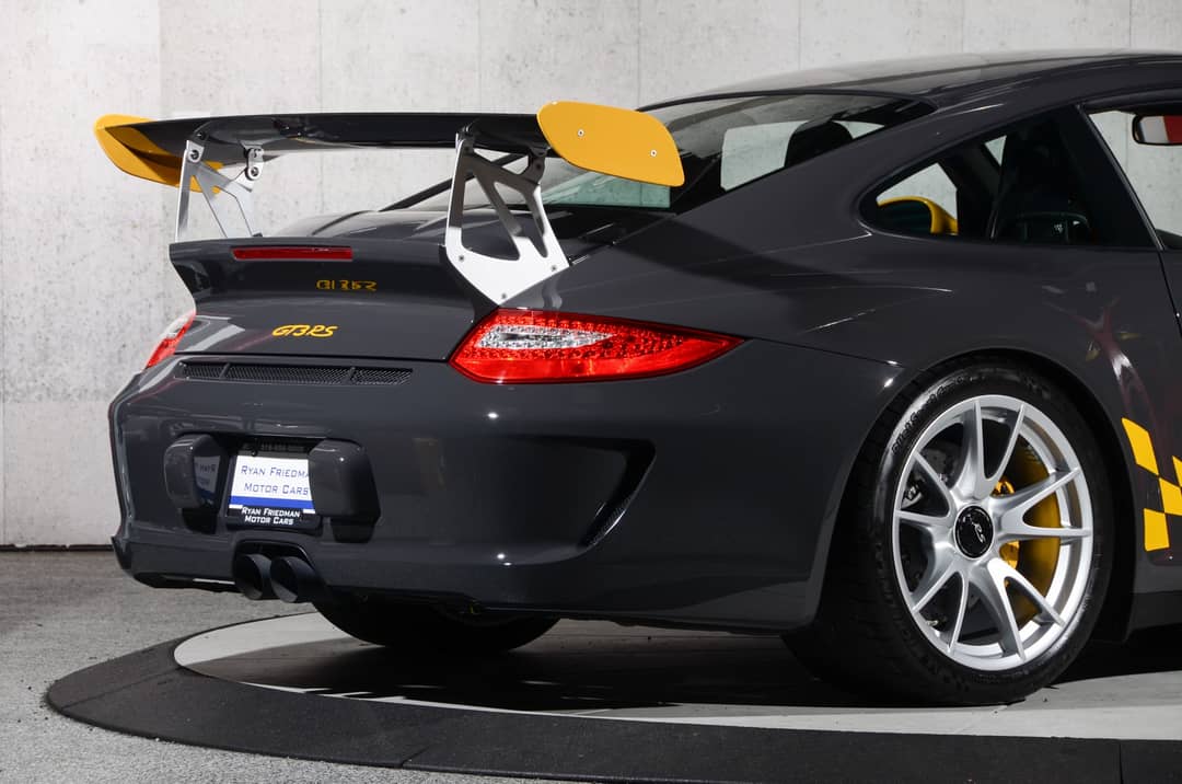 2011 Porsche 911 GT3 RS — photo 32