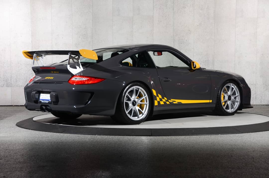 2011 Porsche 911 GT3 RS — photo 33
