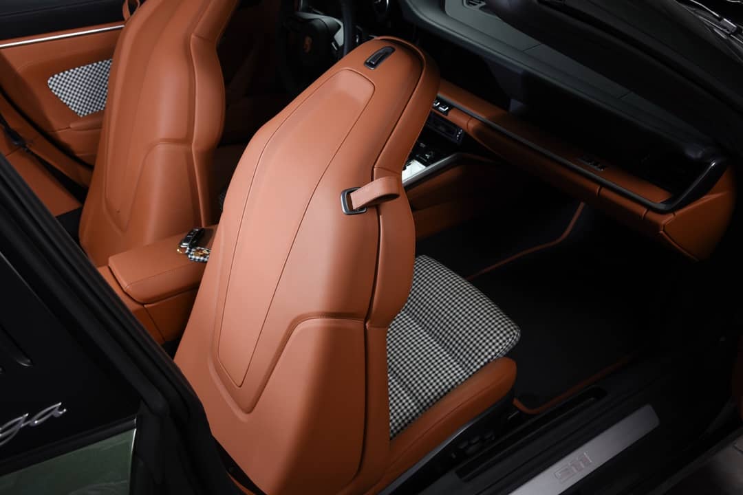2024 Porsche 911 Targa 4S — photo 18