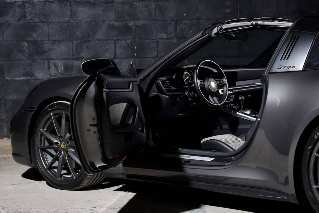 2024 Porsche 911 Targa 4S — photo 19