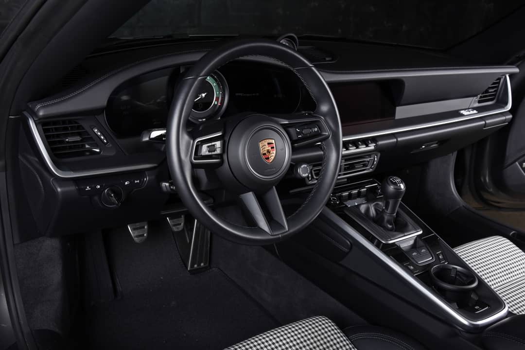 2024 Porsche 911 Targa 4S — photo 4