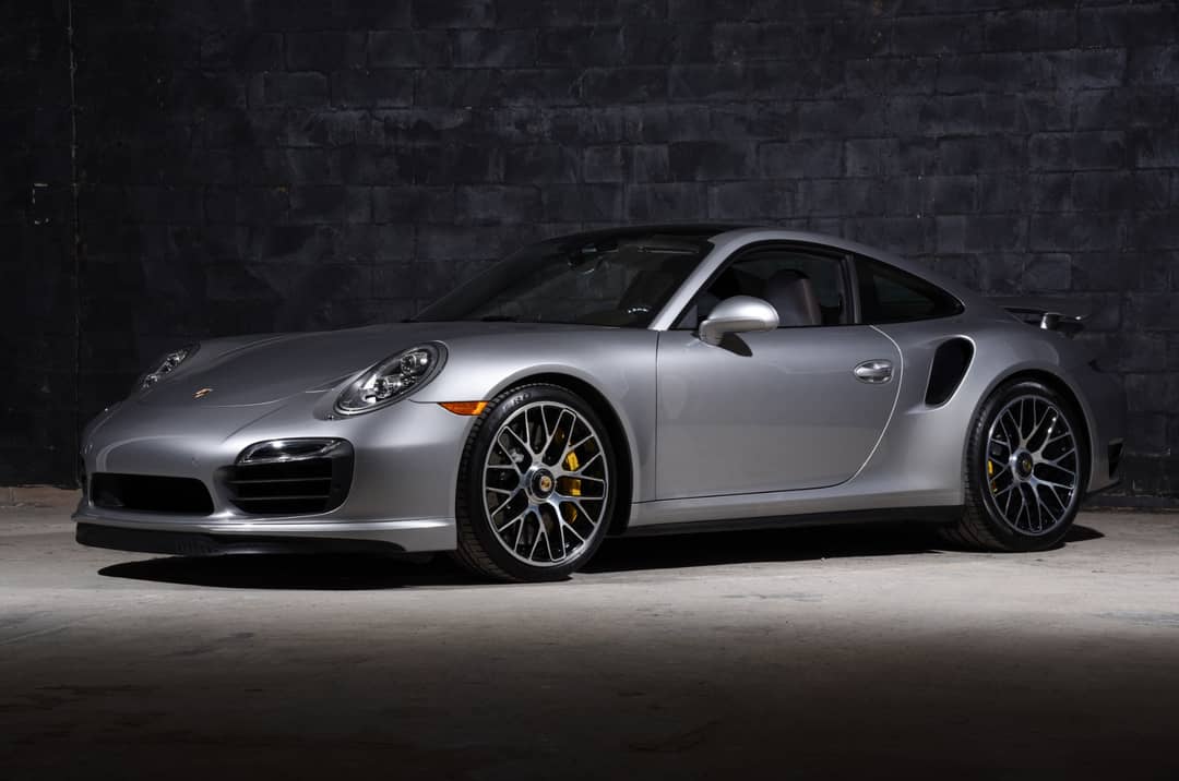 2014 Porsche 911 Turbo S — photo 2