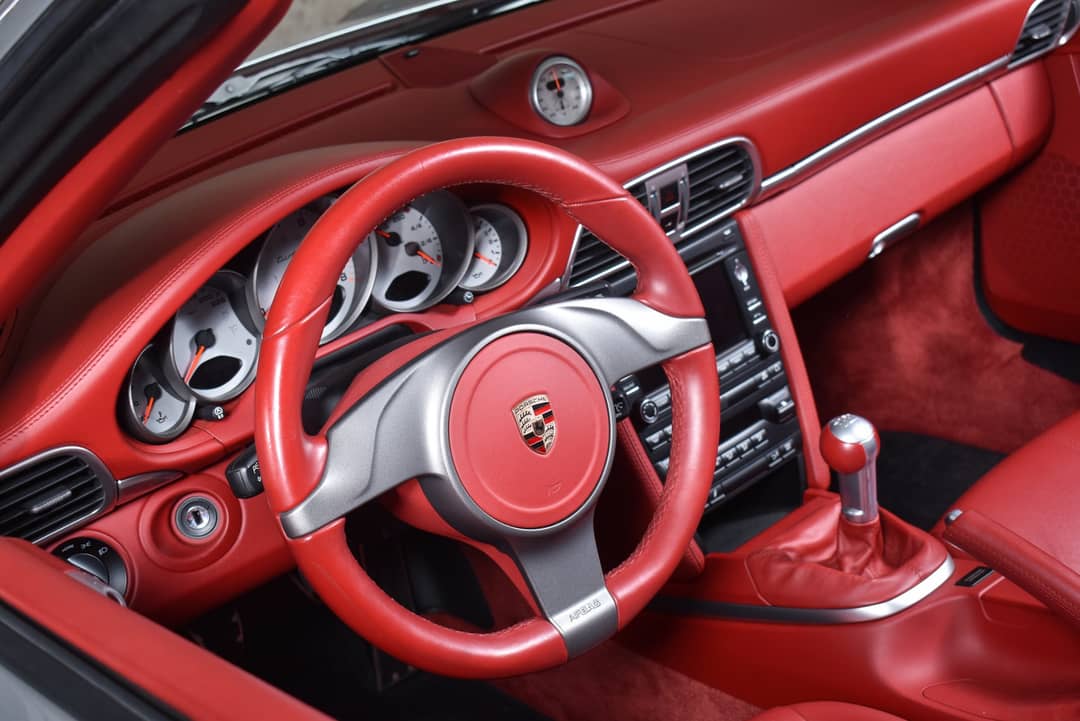 2010 Porsche 911 Turbo — photo 11
