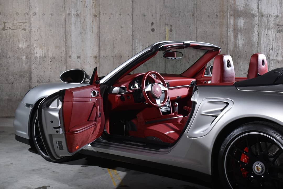 2010 Porsche 911 Turbo — photo 8