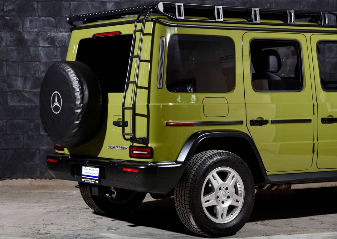 2025 Mercedes-Benz G-Class G 550 Stronger Than the 1980s Edition — photo 16