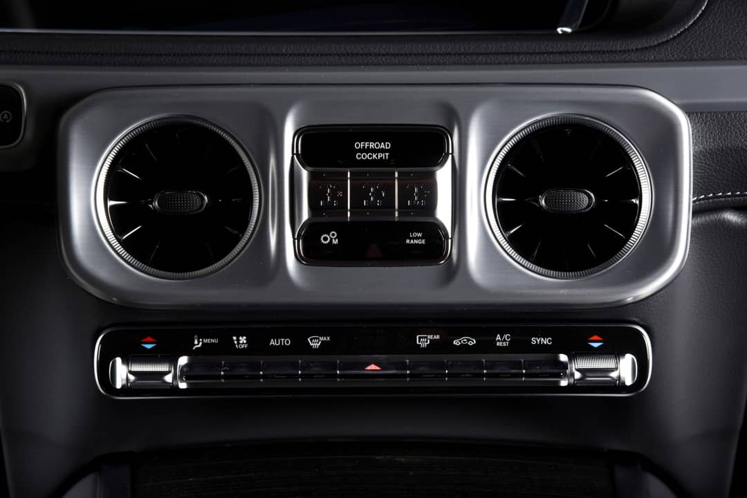 2025 Mercedes-Benz G-Class G 550 Stronger Than the 1980s Edition — photo 24