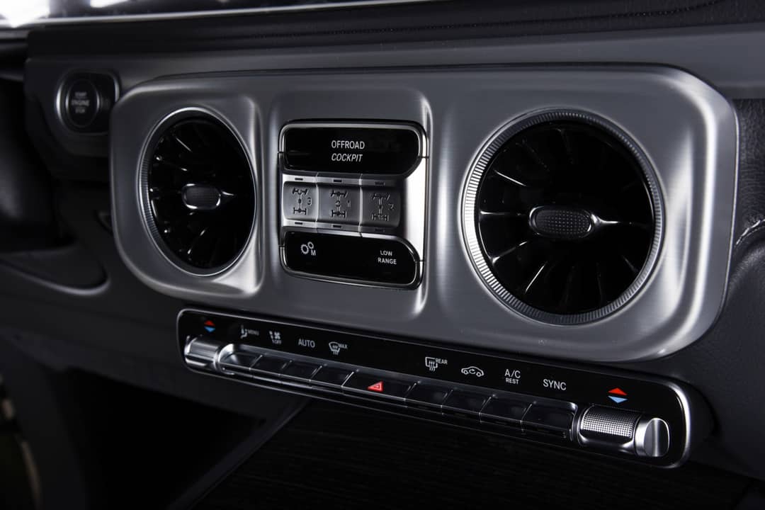 2025 Mercedes-Benz G-Class G 550 Stronger Than the 1980s Edition — photo 25