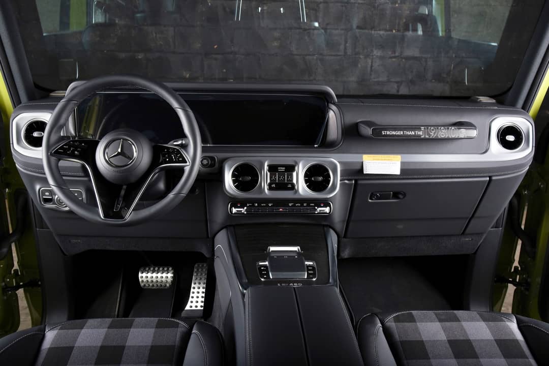 2025 Mercedes-Benz G-Class G 550 Stronger Than the 1980s Edition — photo 4