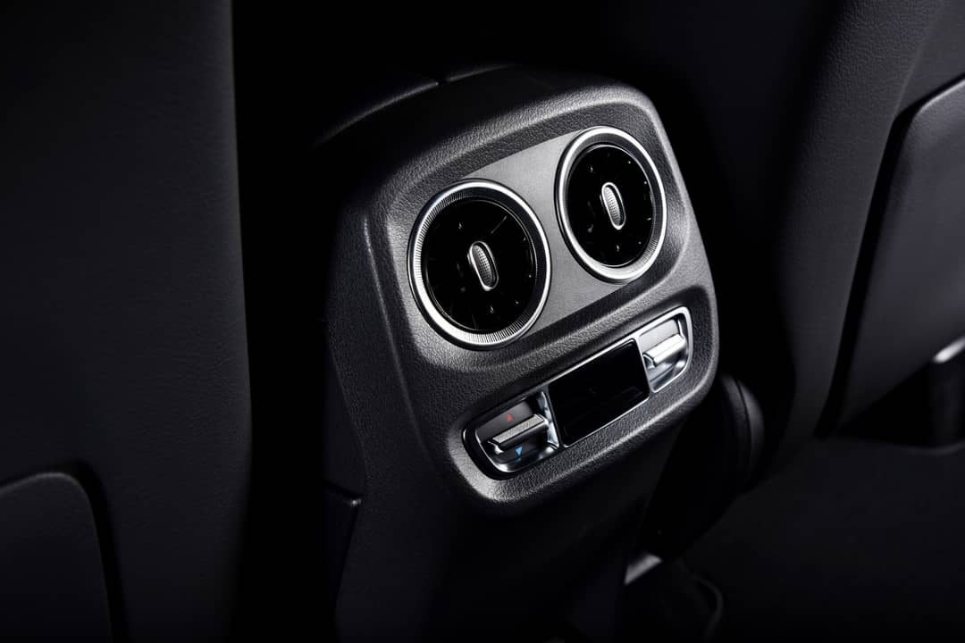 2025 Mercedes-Benz G-Class G 550 Stronger Than the 1980s Edition — photo 32