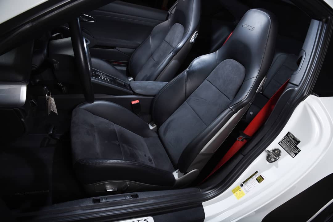 2016 Porsche 911 Carrera GTS — photo 14