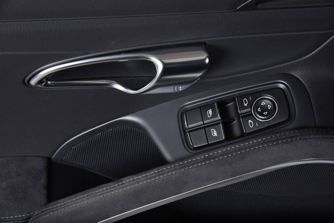 2016 Porsche 911 Carrera GTS — photo 18