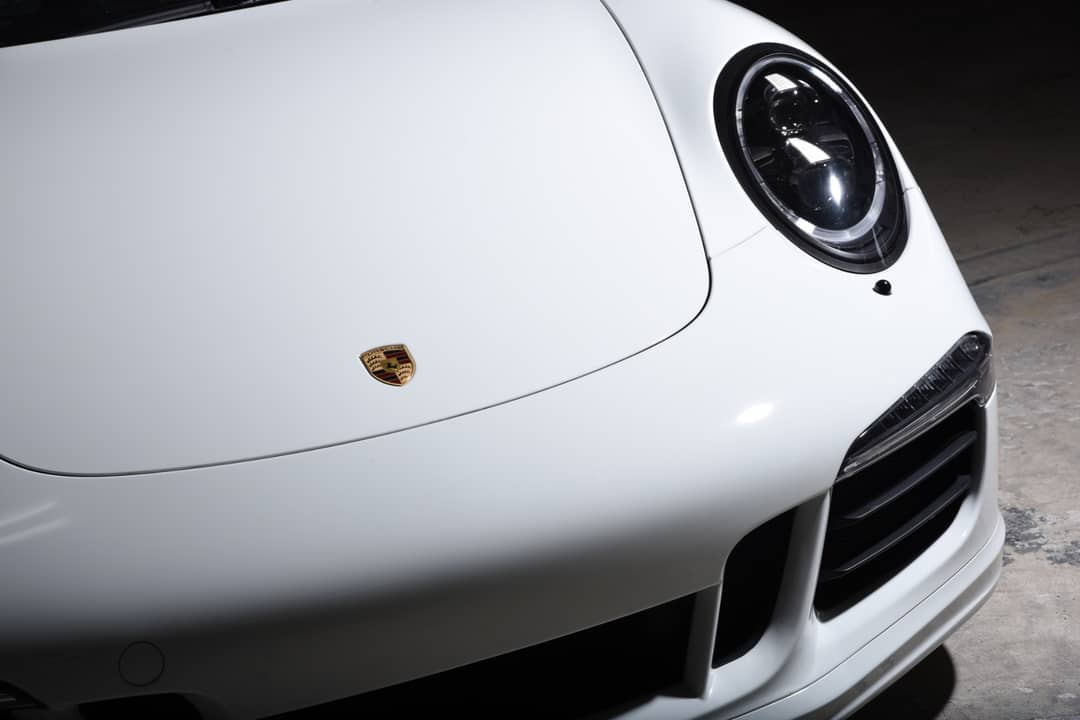2016 Porsche 911 Carrera GTS — photo 28