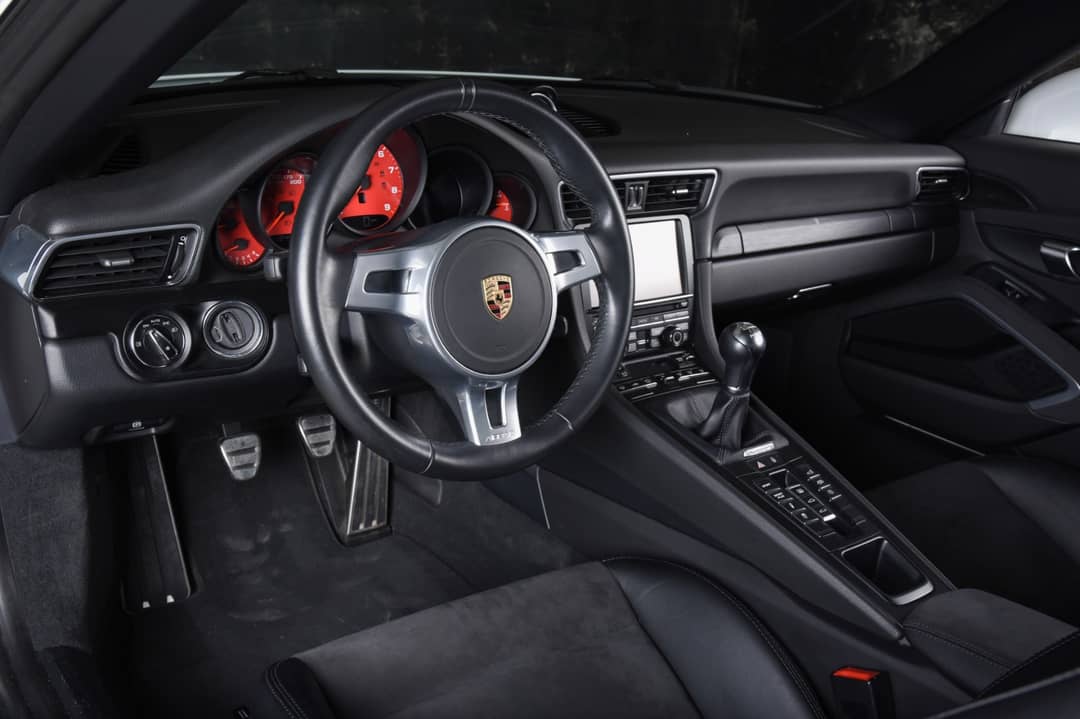2016 Porsche 911 Carrera GTS — photo 4