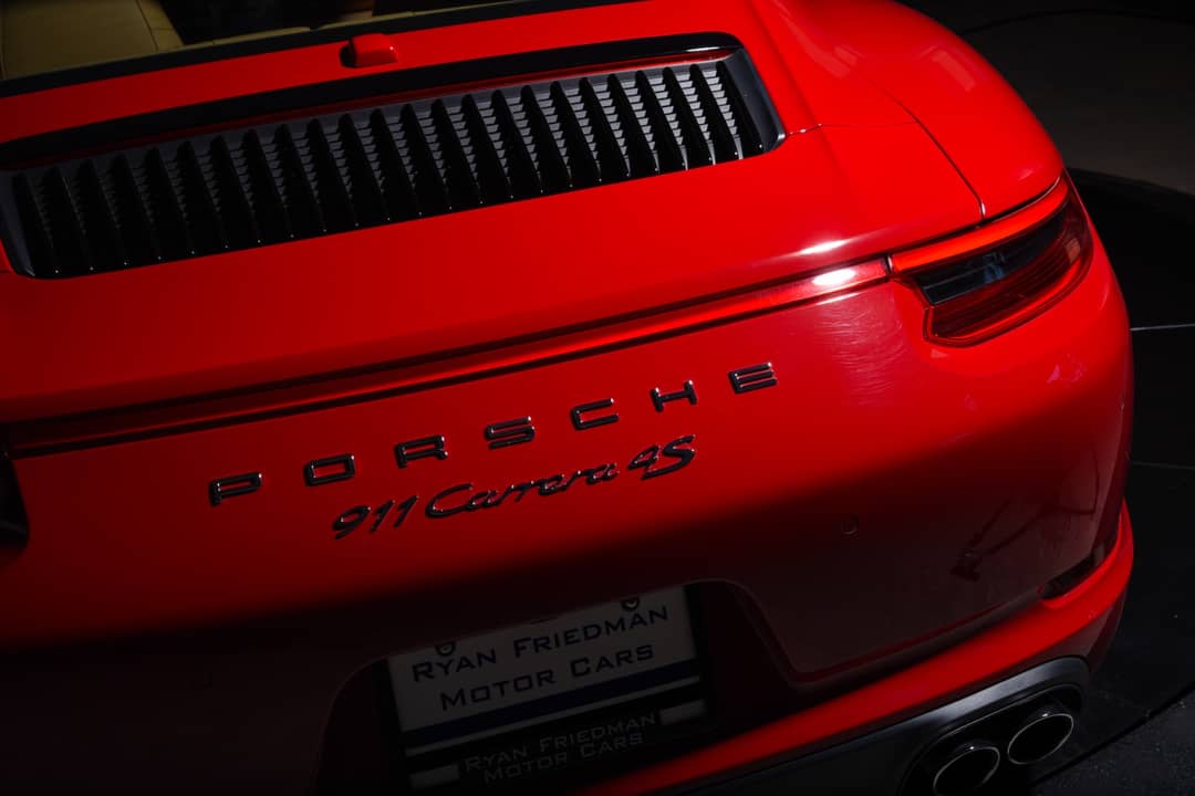 2017 Porsche 911 Carrera 4S — photo 8
