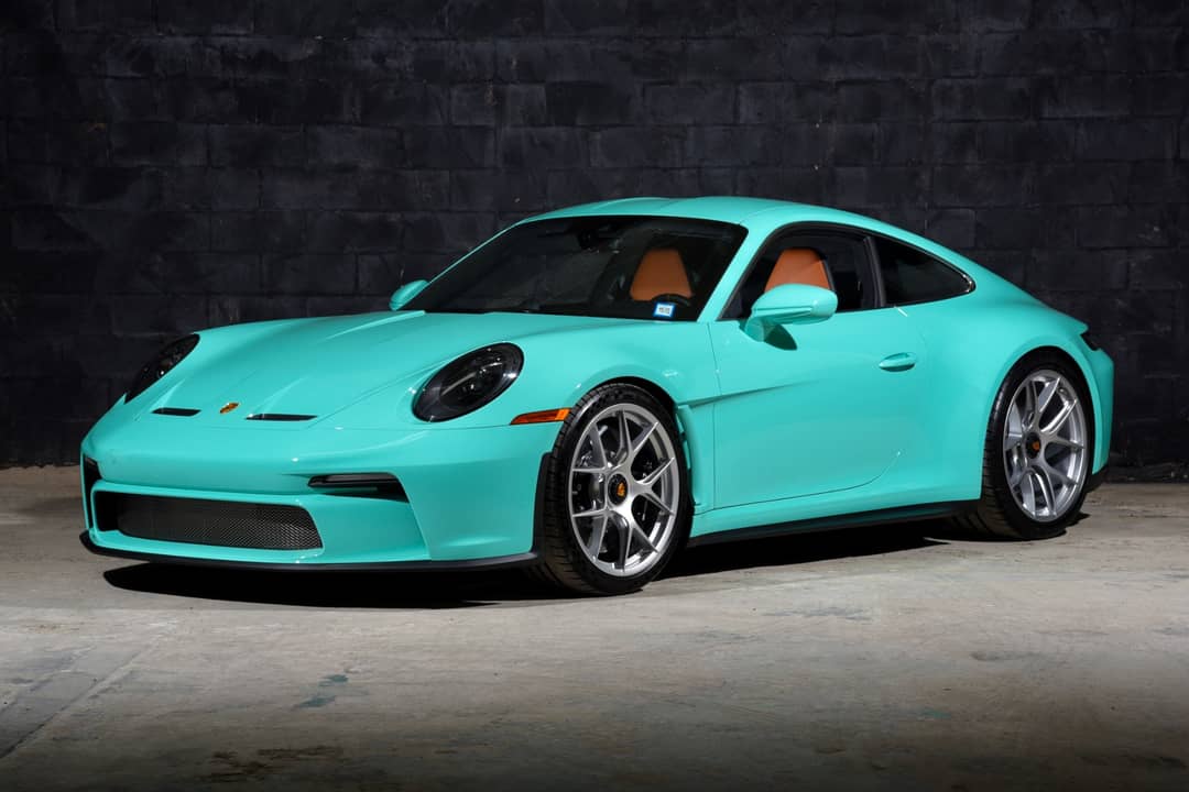 2024 Porsche 911 S/T — photo 2