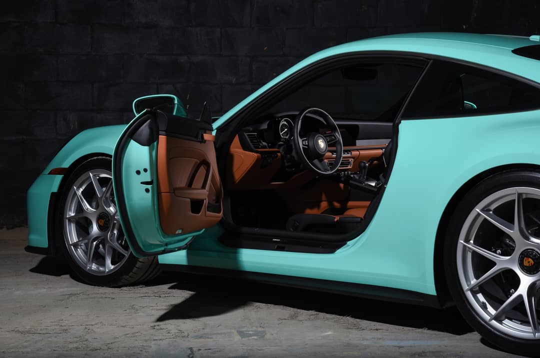 2024 Porsche 911 S/T — photo 19