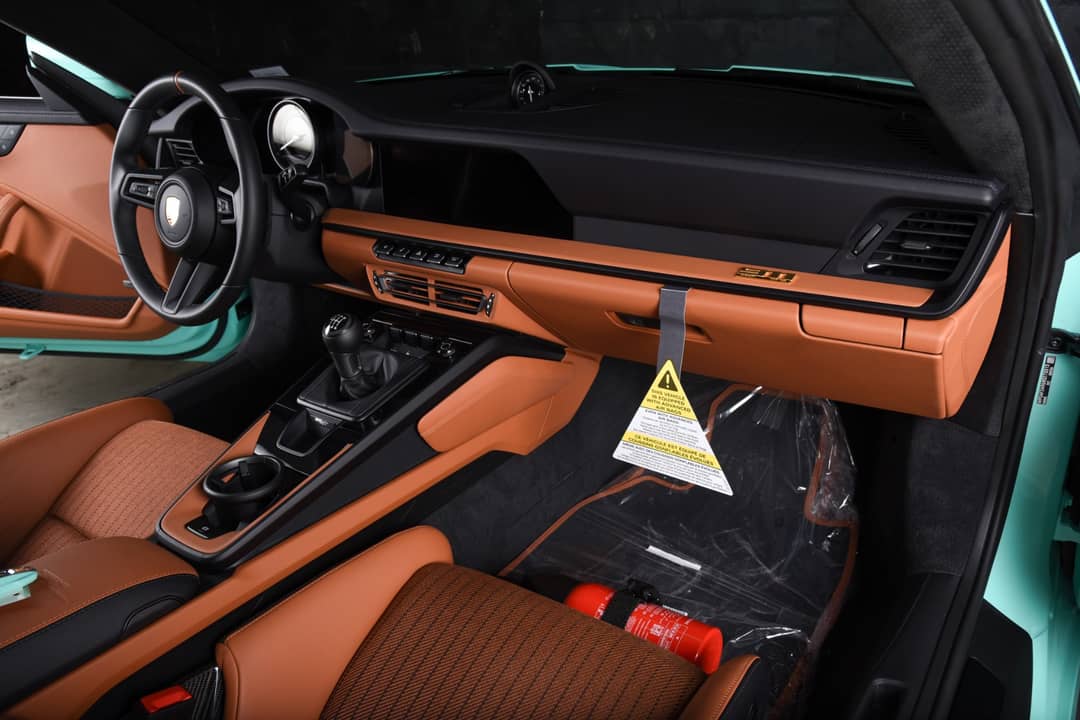 2024 Porsche 911 S/T — photo 20