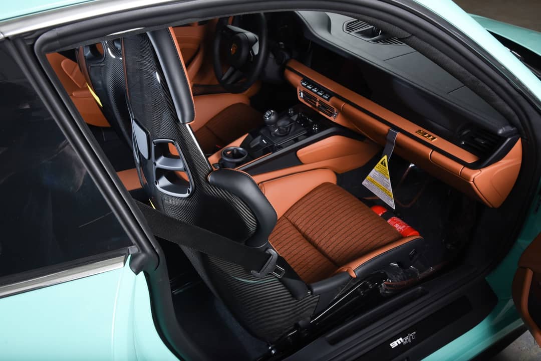 2024 Porsche 911 S/T — photo 35