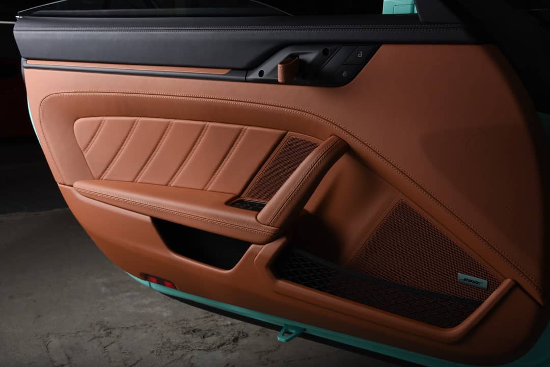 2024 Porsche 911 S/T — photo 8