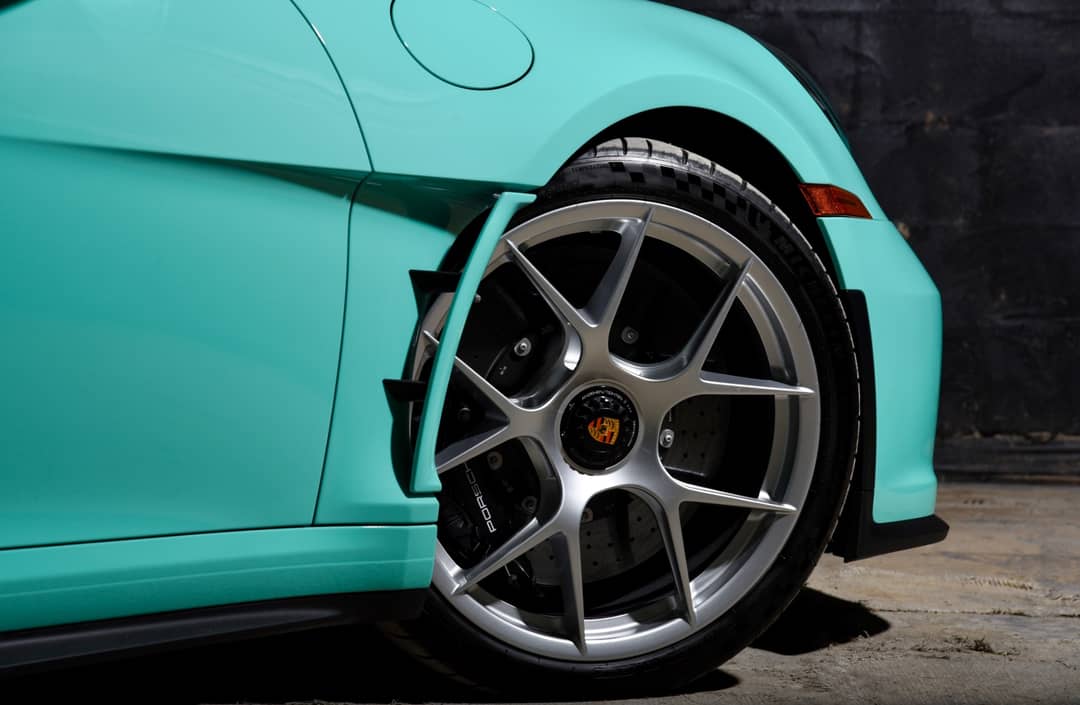 2024 Porsche 911 S/T — photo 9
