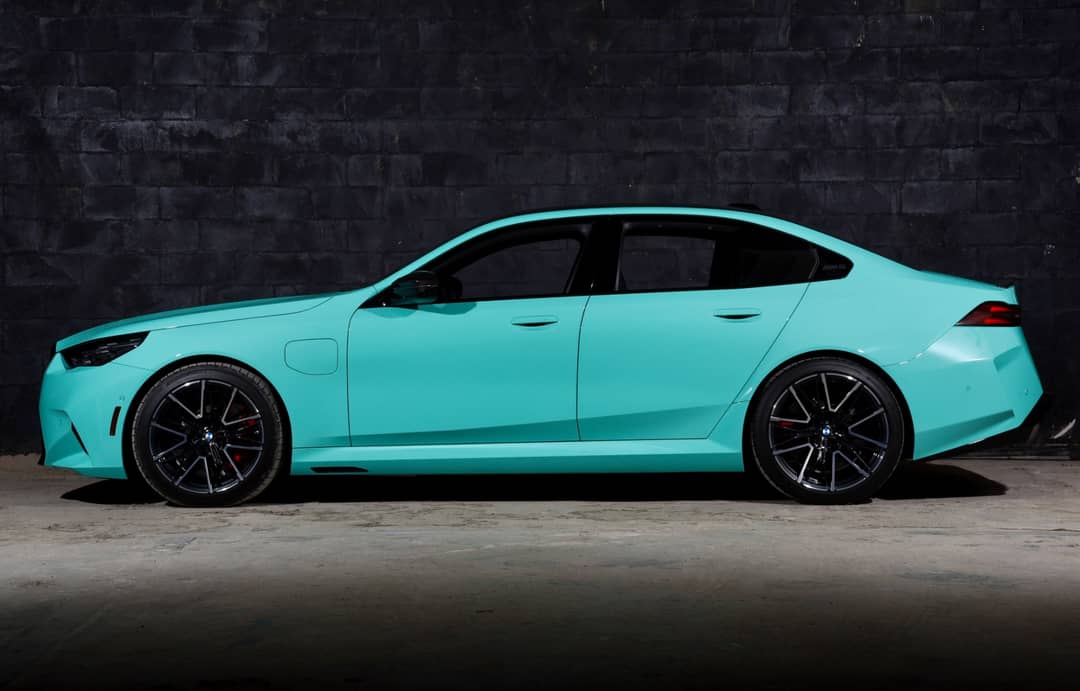 2025 BMW M5 — photo 18