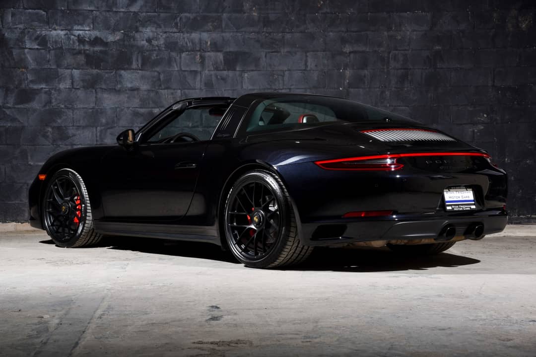 2017 Porsche 911 Targa 4 GTS — photo 3