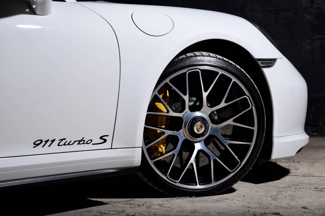 2015 Porsche 911 Turbo S — photo 11