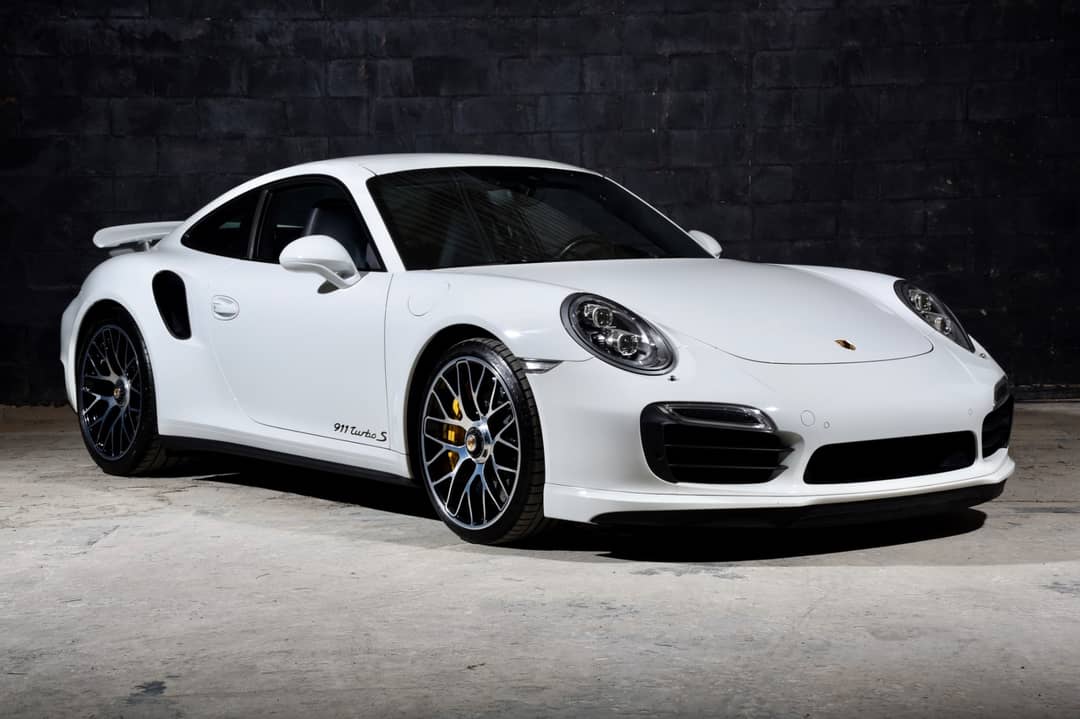 2015 Porsche 911 Turbo S — photo 13