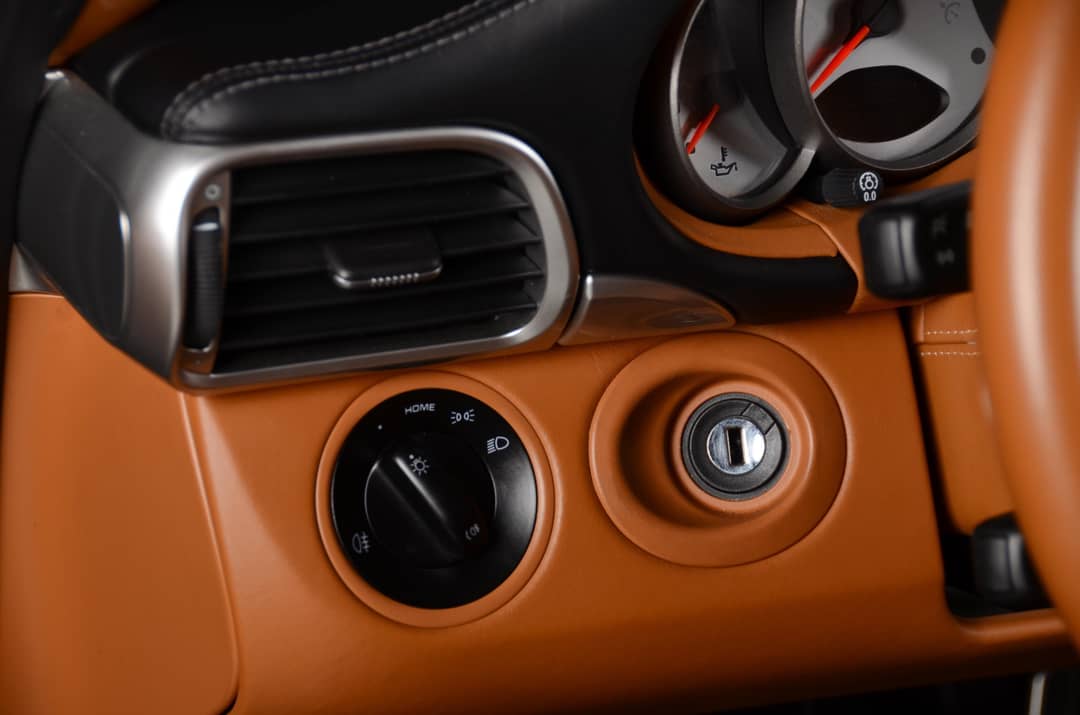 2011 Porsche 911 Turbo S — photo 27