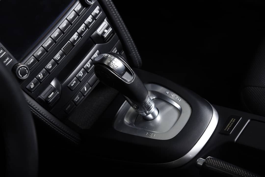 2012 Porsche 911 Turbo S — photo 25