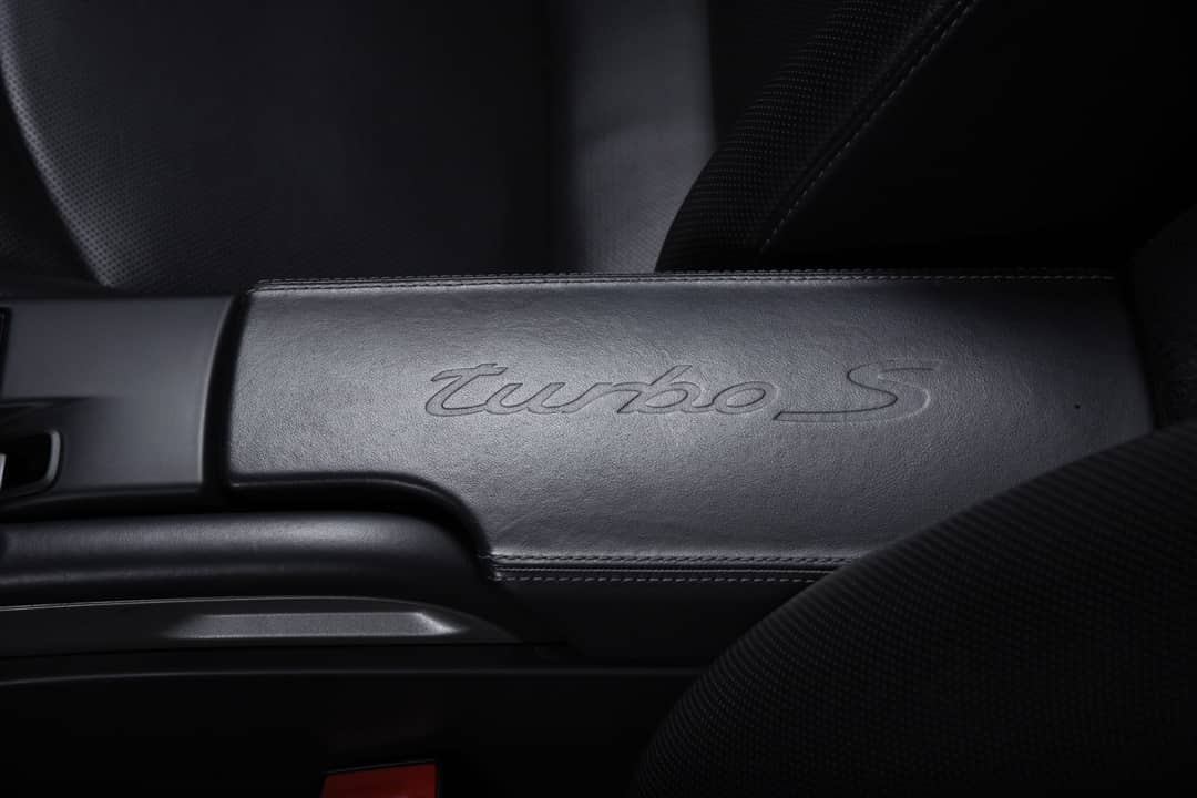 2012 Porsche 911 Turbo S — photo 28