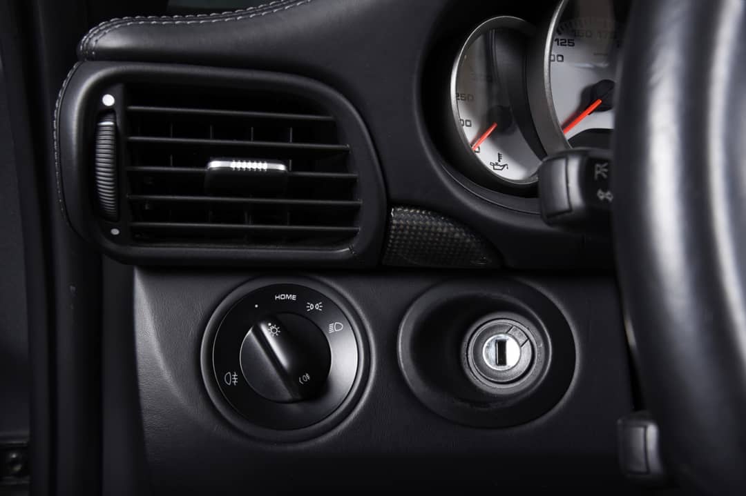 2012 Porsche 911 Turbo S — photo 38