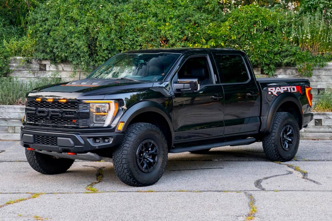 2023 Ford F-150 Raptor — photo 2