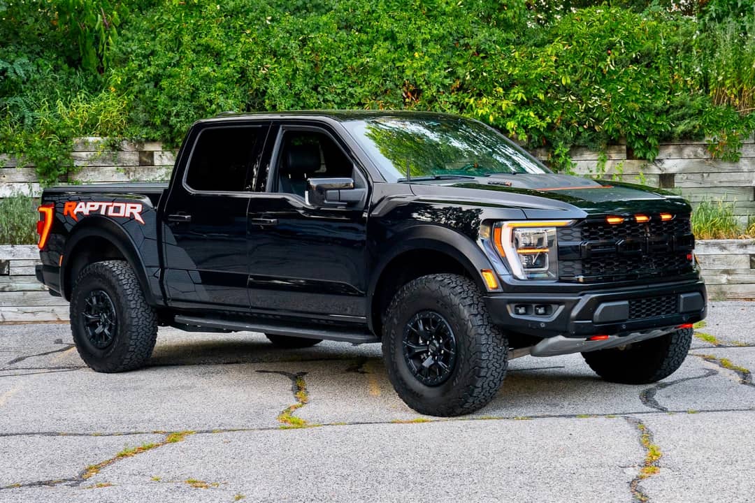 2023 Ford F-150 Raptor — photo 11