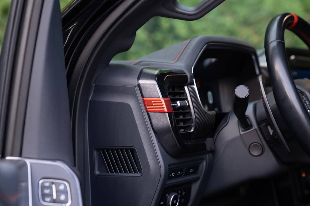 2023 Ford F-150 Raptor — photo 29