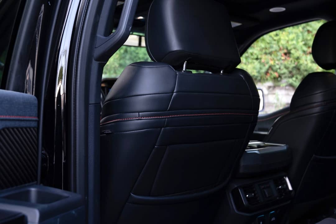 2023 Ford F-150 Raptor — photo 32