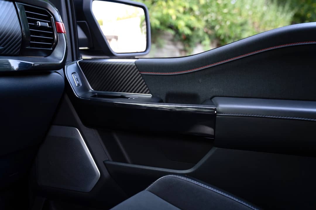 2023 Ford F-150 Raptor — photo 34