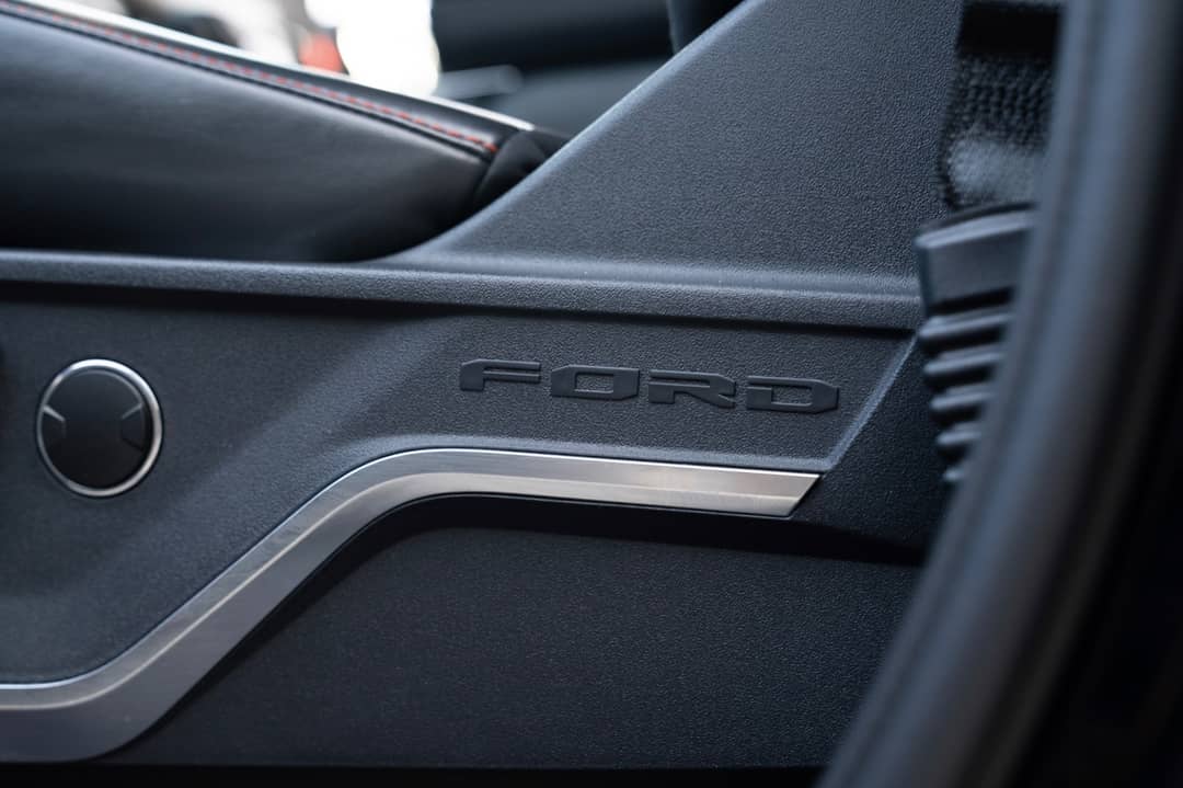 2023 Ford F-150 Raptor — photo 37