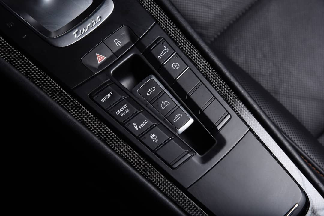 2014 Porsche 911 Turbo S — photo 21
