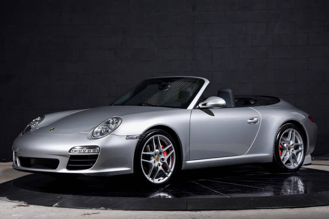 2010 Porsche 911 Carrera S — photo 2