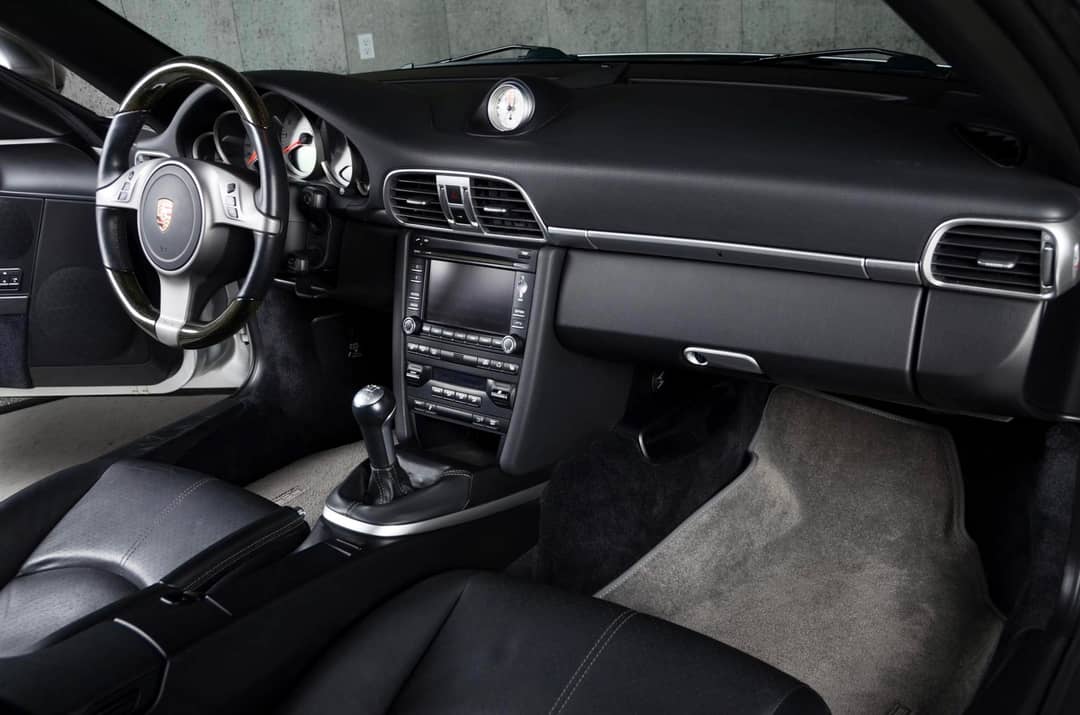 2010 Porsche 911 Carrera S — photo 14