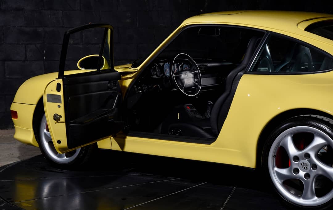 1997 Porsche 911 Carrera 4S — photo 15