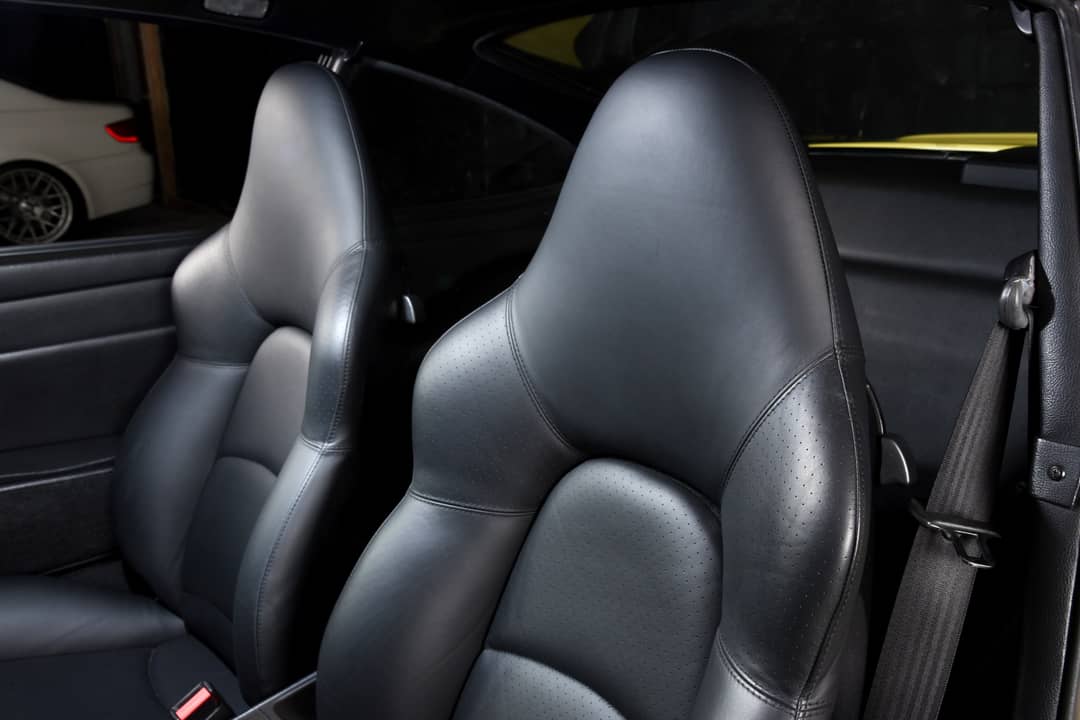 1997 Porsche 911 Carrera 4S — photo 18