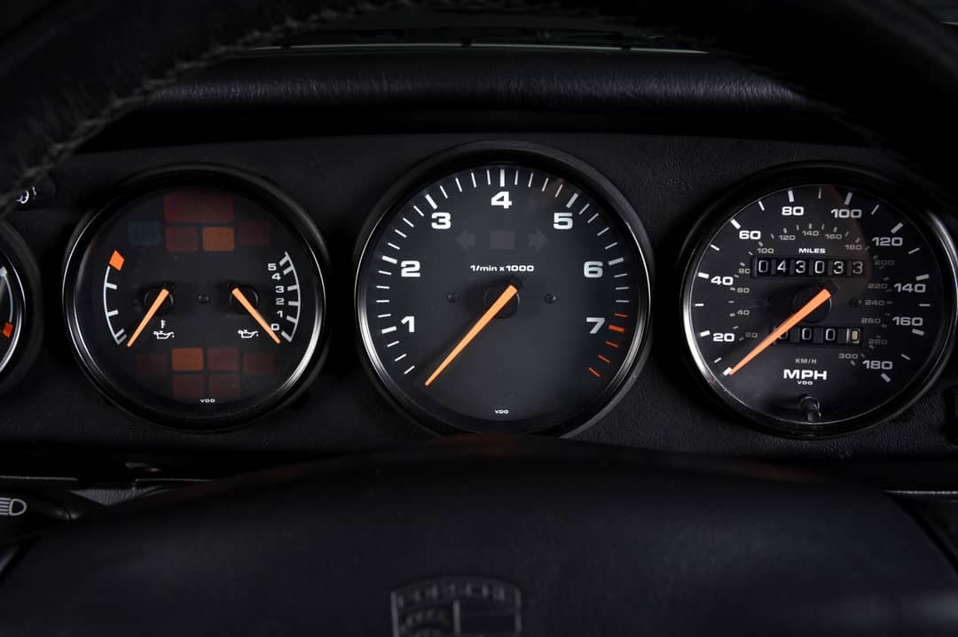1997 Porsche 911 Carrera 4S — photo 20