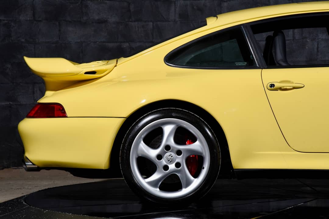 1997 Porsche 911 Carrera 4S — photo 34