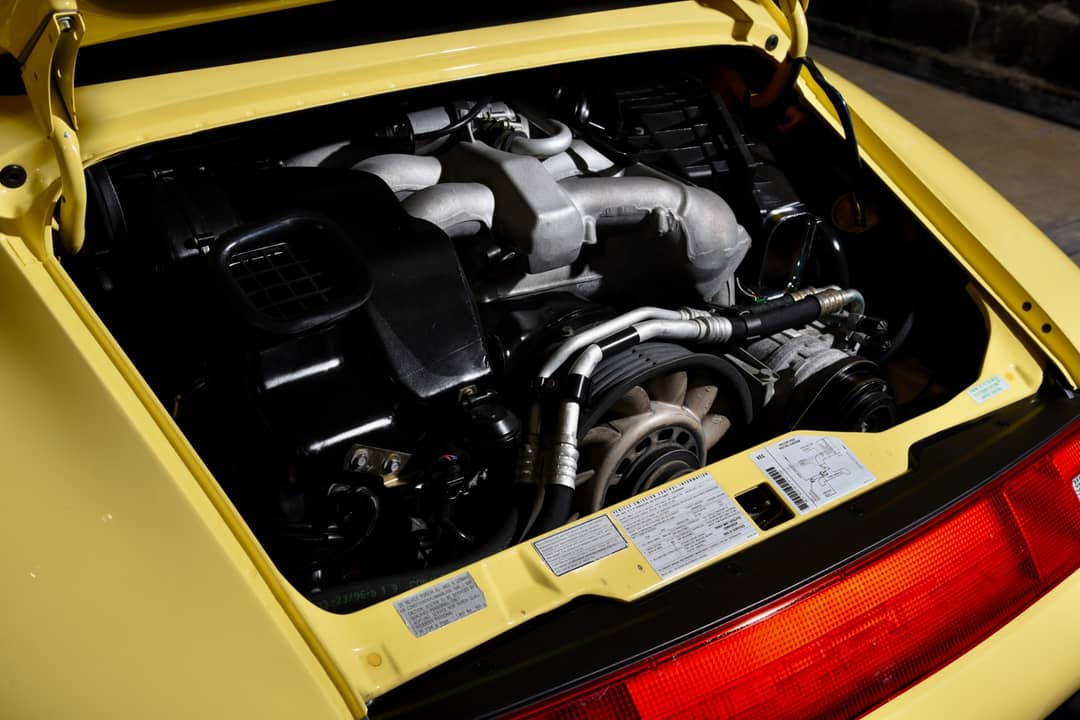 1997 Porsche 911 Carrera 4S — photo 9