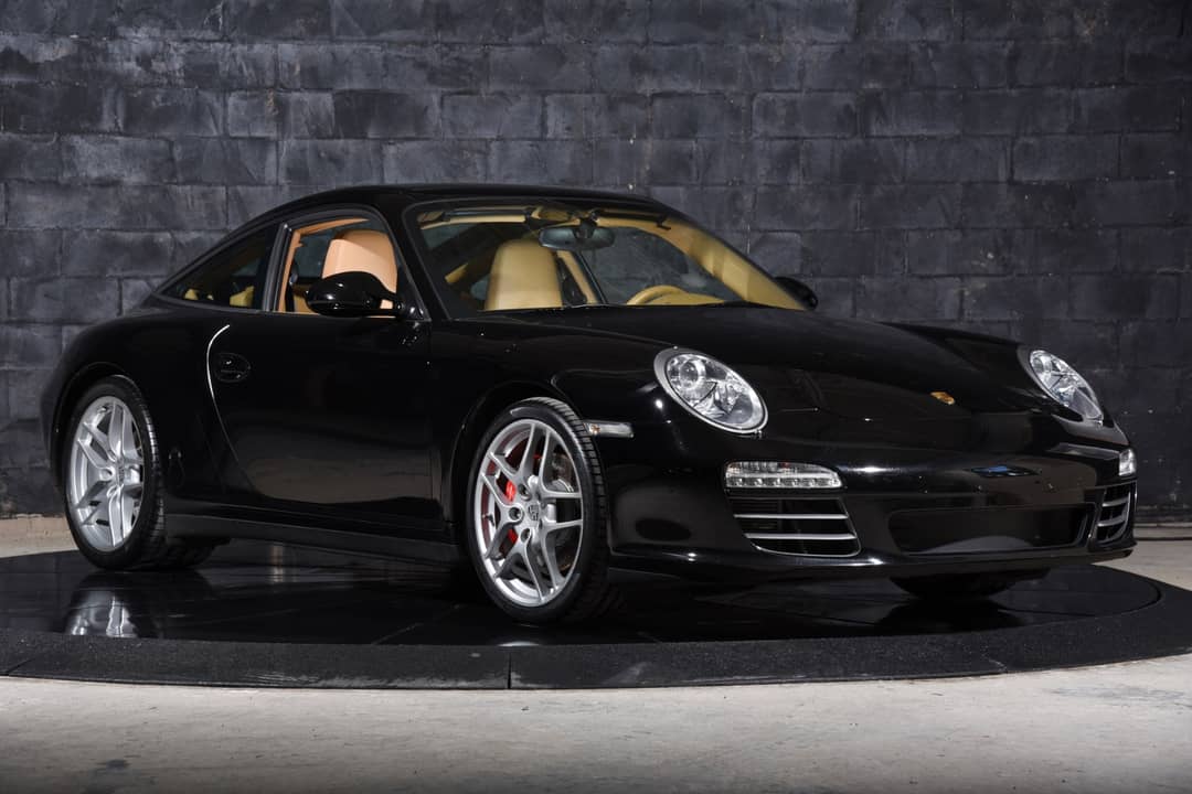 2010 Porsche 911 Targa 4S — photo 2