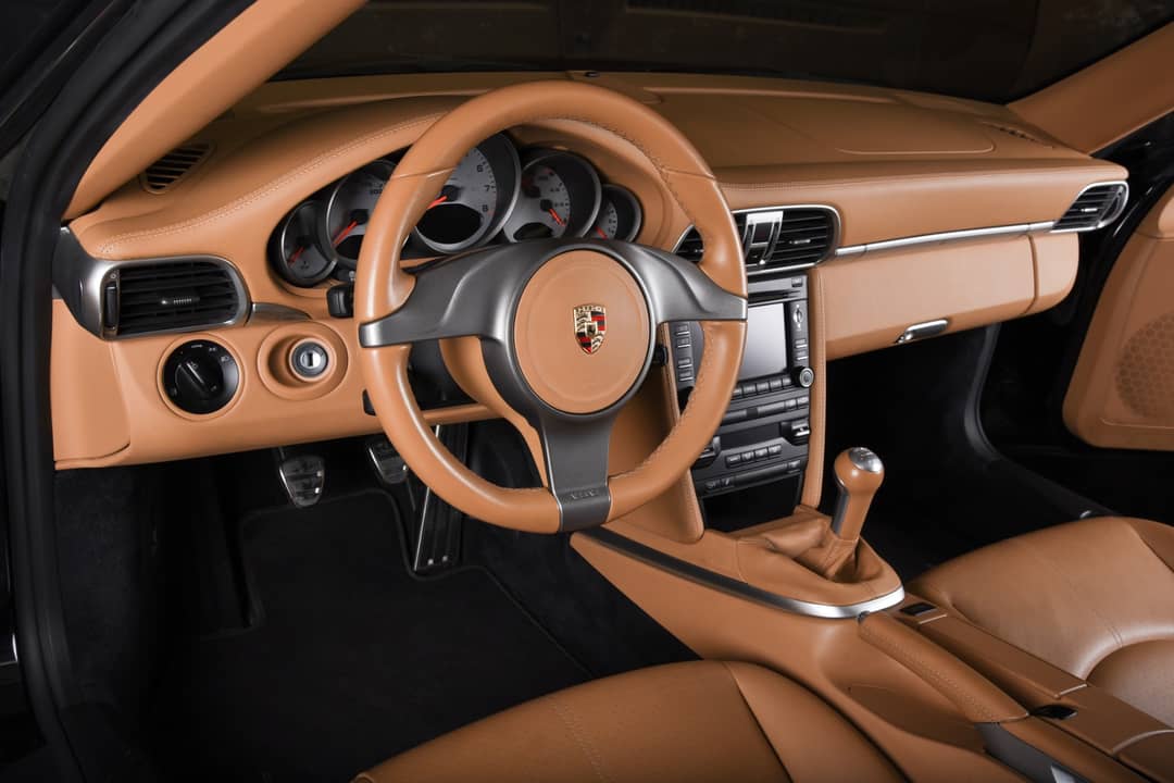 2010 Porsche 911 Targa 4S — photo 4