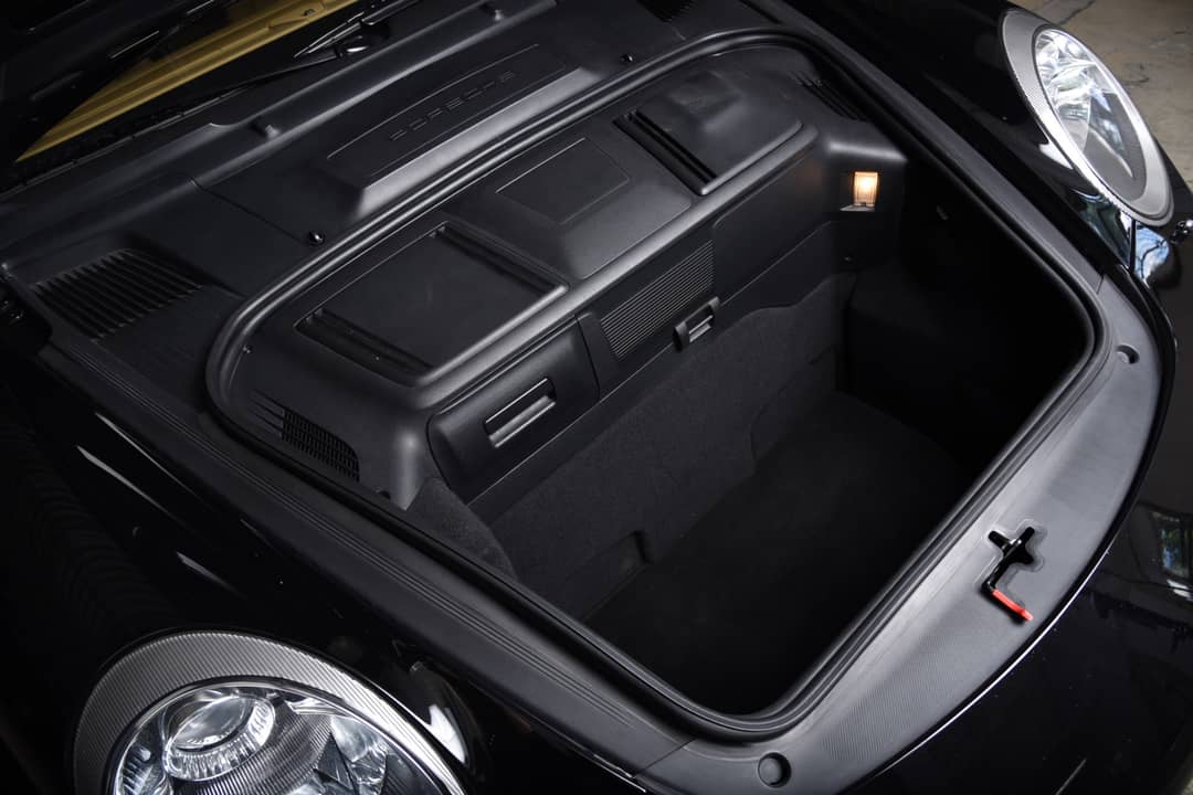 2010 Porsche 911 Targa 4S — photo 36