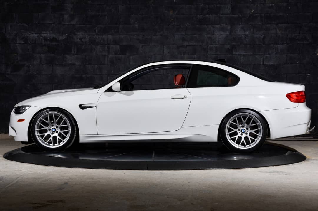 2011 BMW M3 — photo 20
